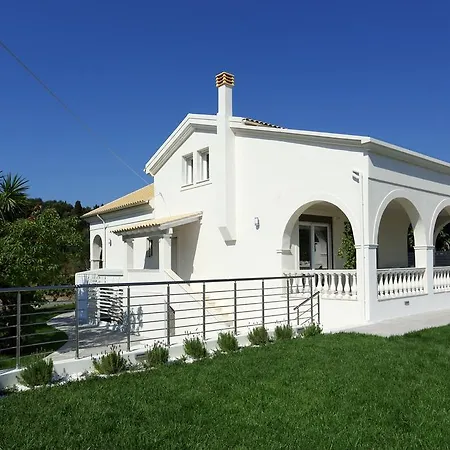 Vozos Villa *
