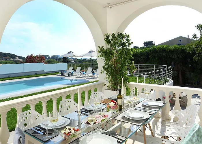 Vozos * Arillas (Corfu)